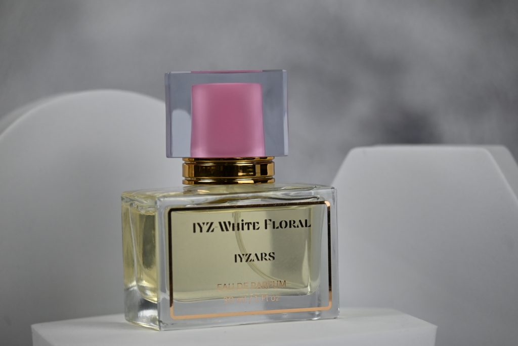 IYZ-White Floral
